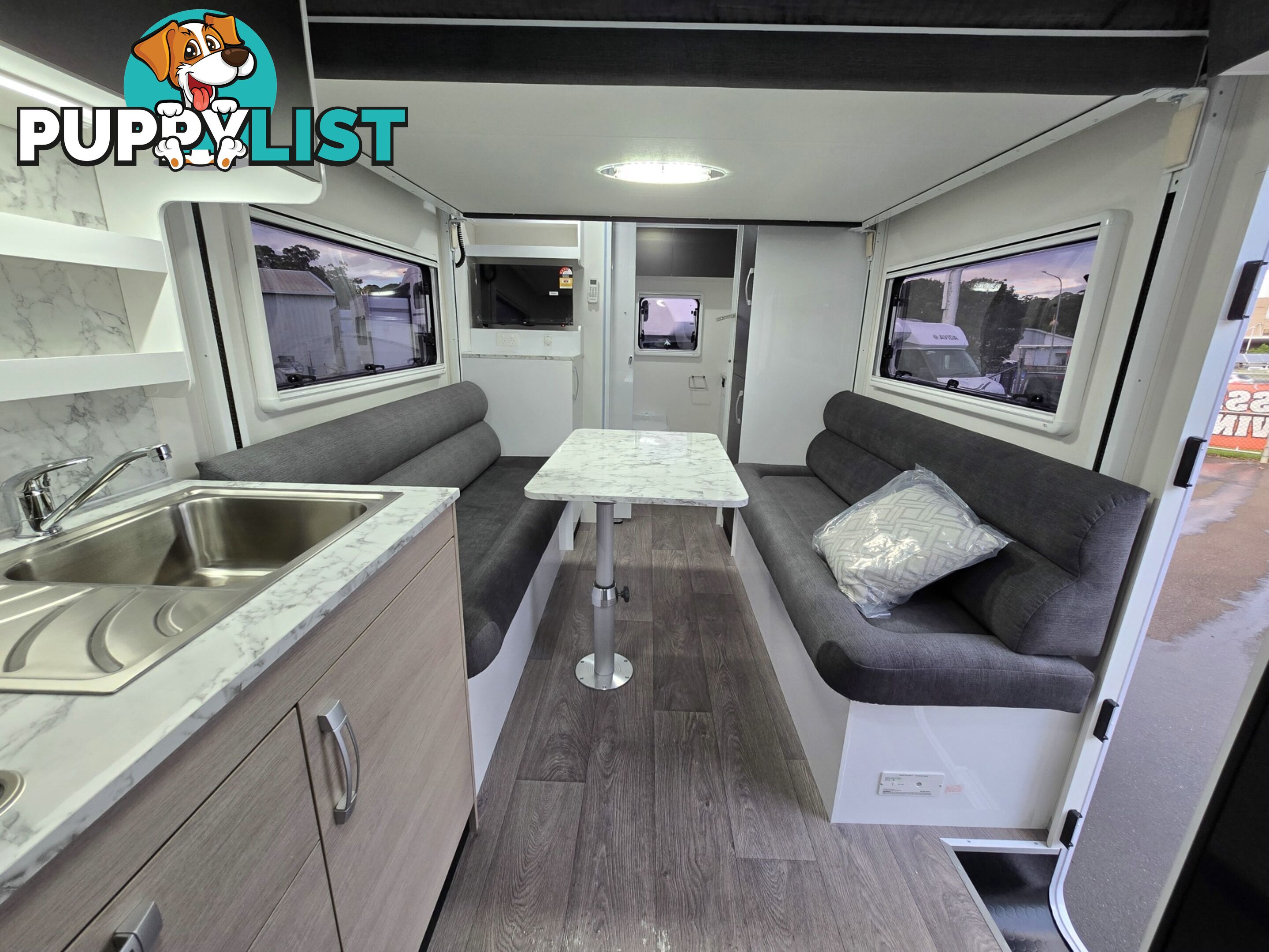 2025 AVIDA LEURA MOTORHOME B6832