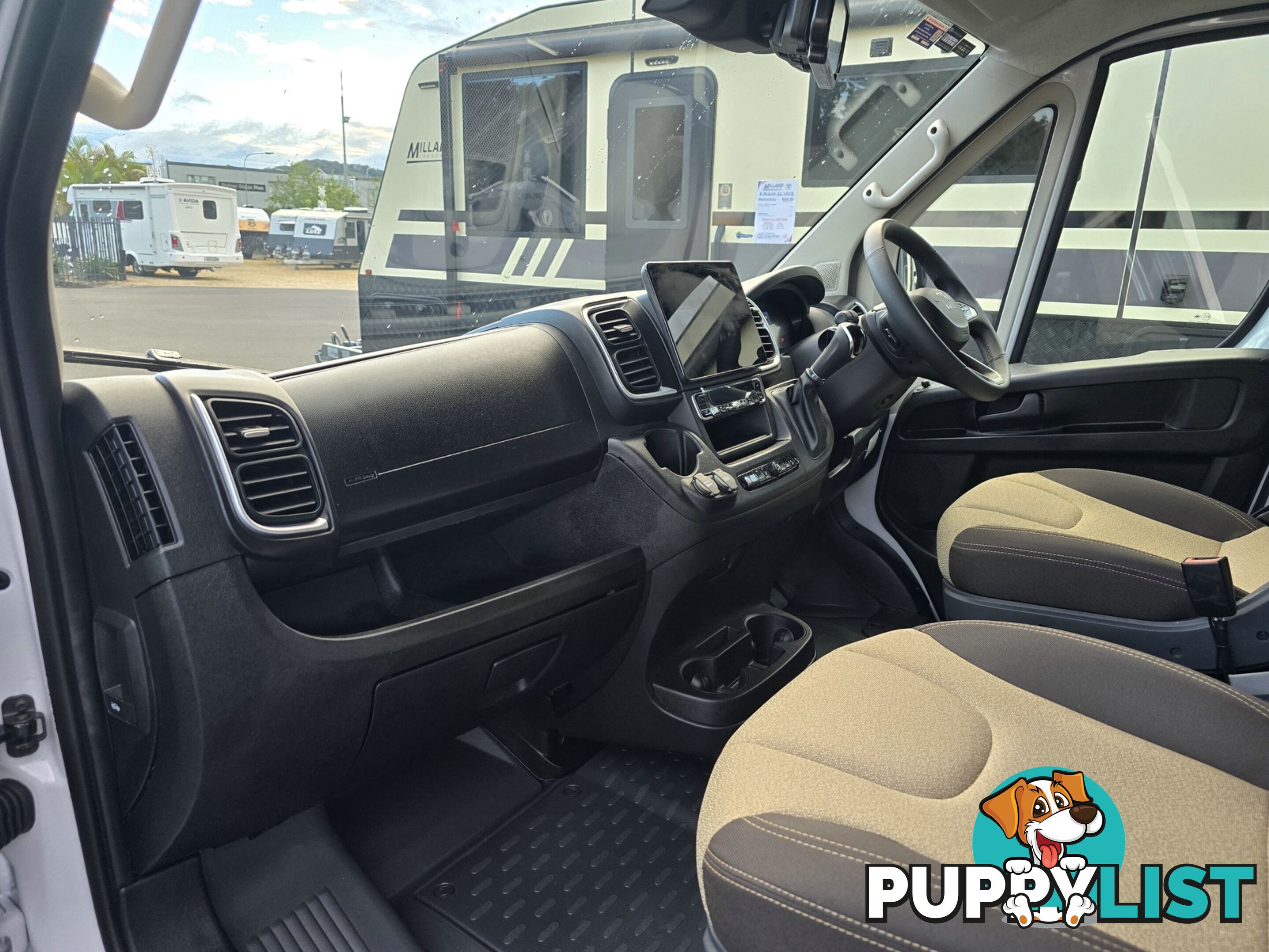 2025 AVIDA LEURA MOTORHOME B6832