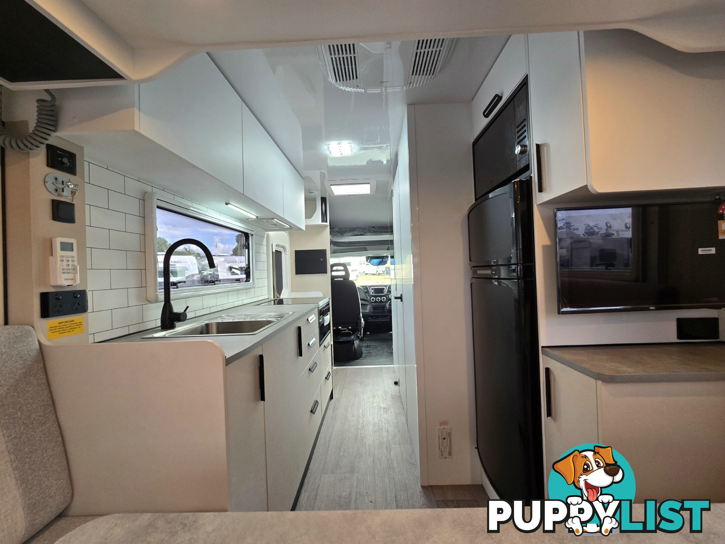 2025 AVIDA BRUNY MOTORHOME B7042