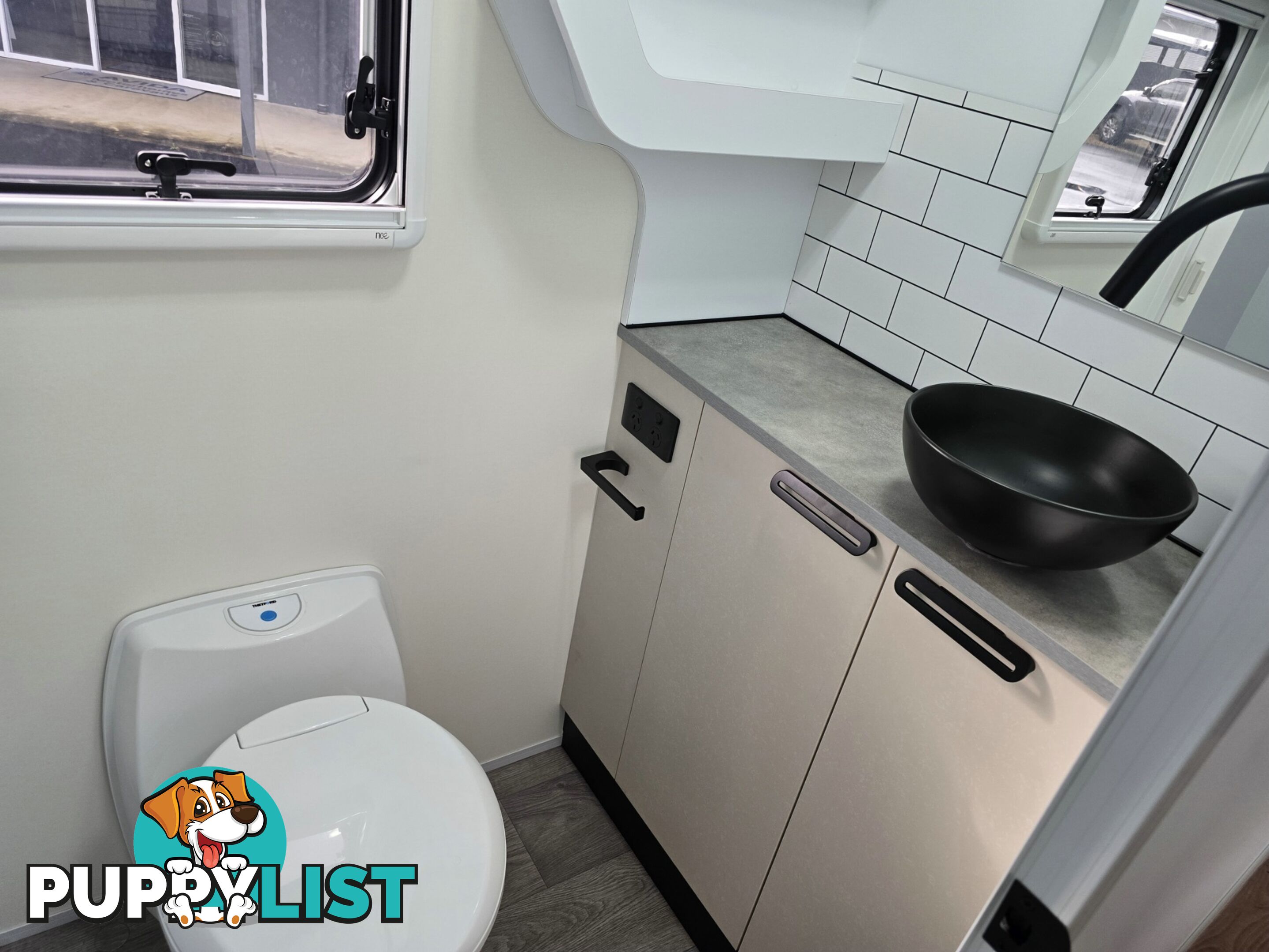 2025 AVIDA BRUNY MOTORHOME B7042