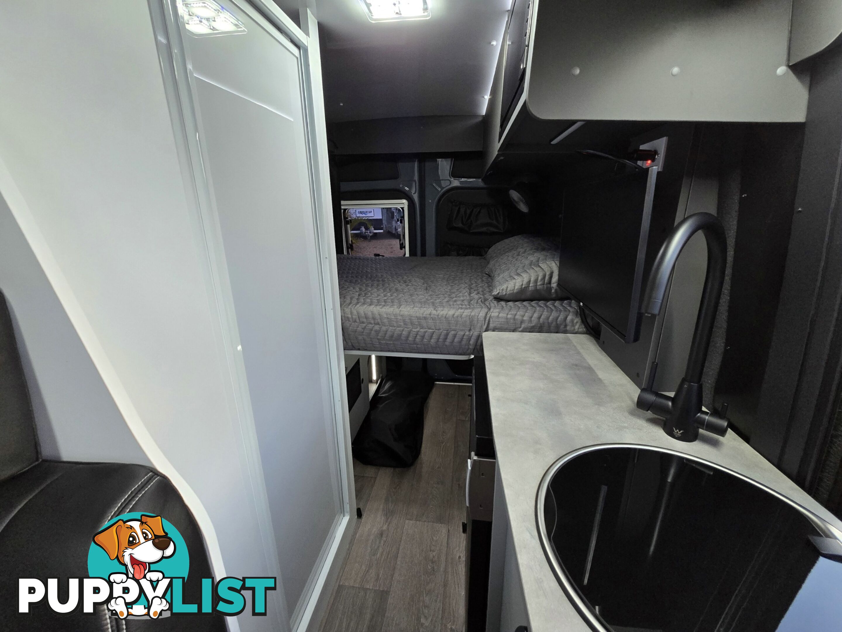 2025 AVIDA EXPLORER 4WD CAMPERVAN V5912LX