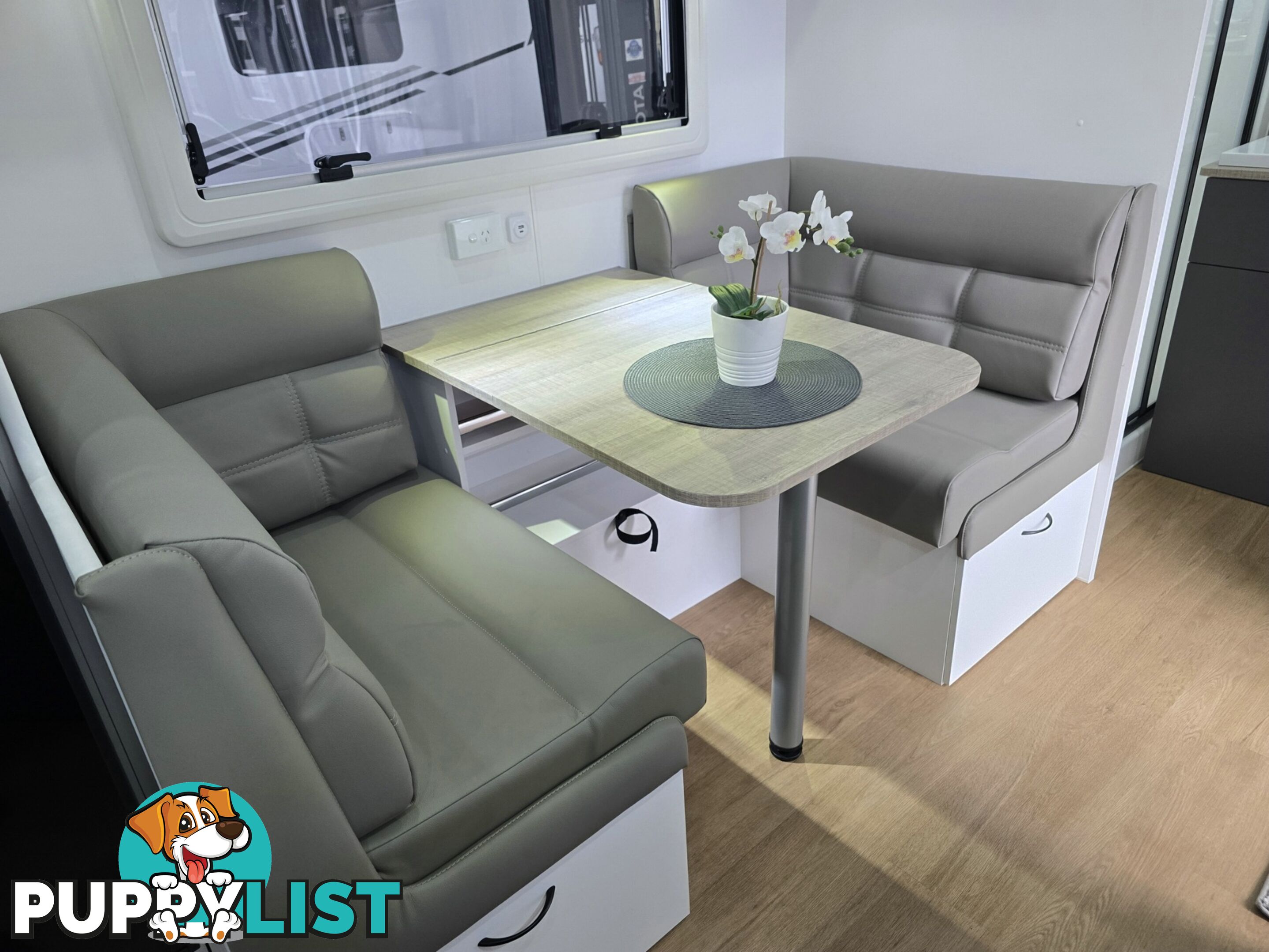2025 NEWLANDS TOURISTER MK2 CARAVAN 600