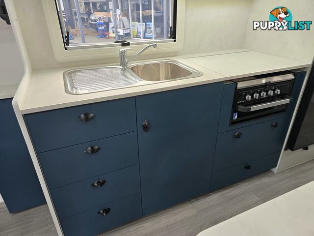 2025 NEWLANDS TOURISTER CARAVAN 650FAM