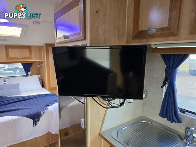 2010 MILLARD LONGREACH CARAVAN 19'6 RD CAFE