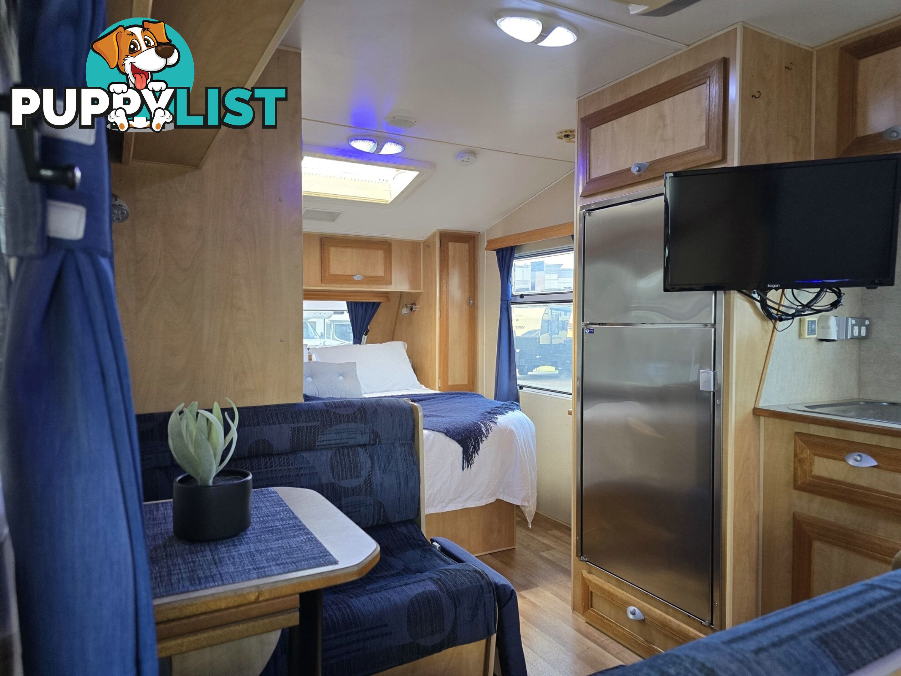 2010 MILLARD LONGREACH CARAVAN 19'6 RD CAFE