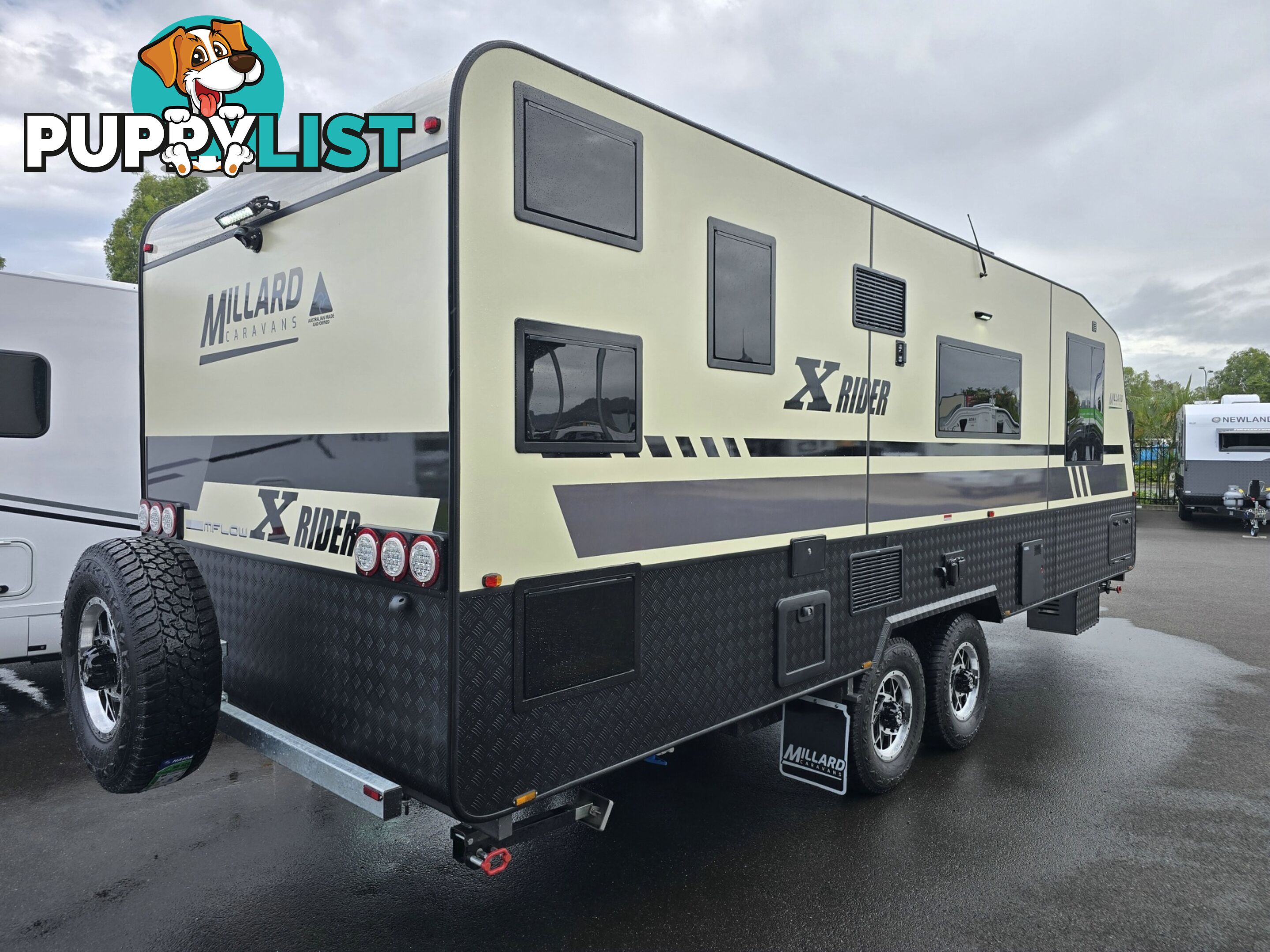 2025 MILLARD MFLOW XRIDER CARAVAN 22'10 TRIPLE BUNK