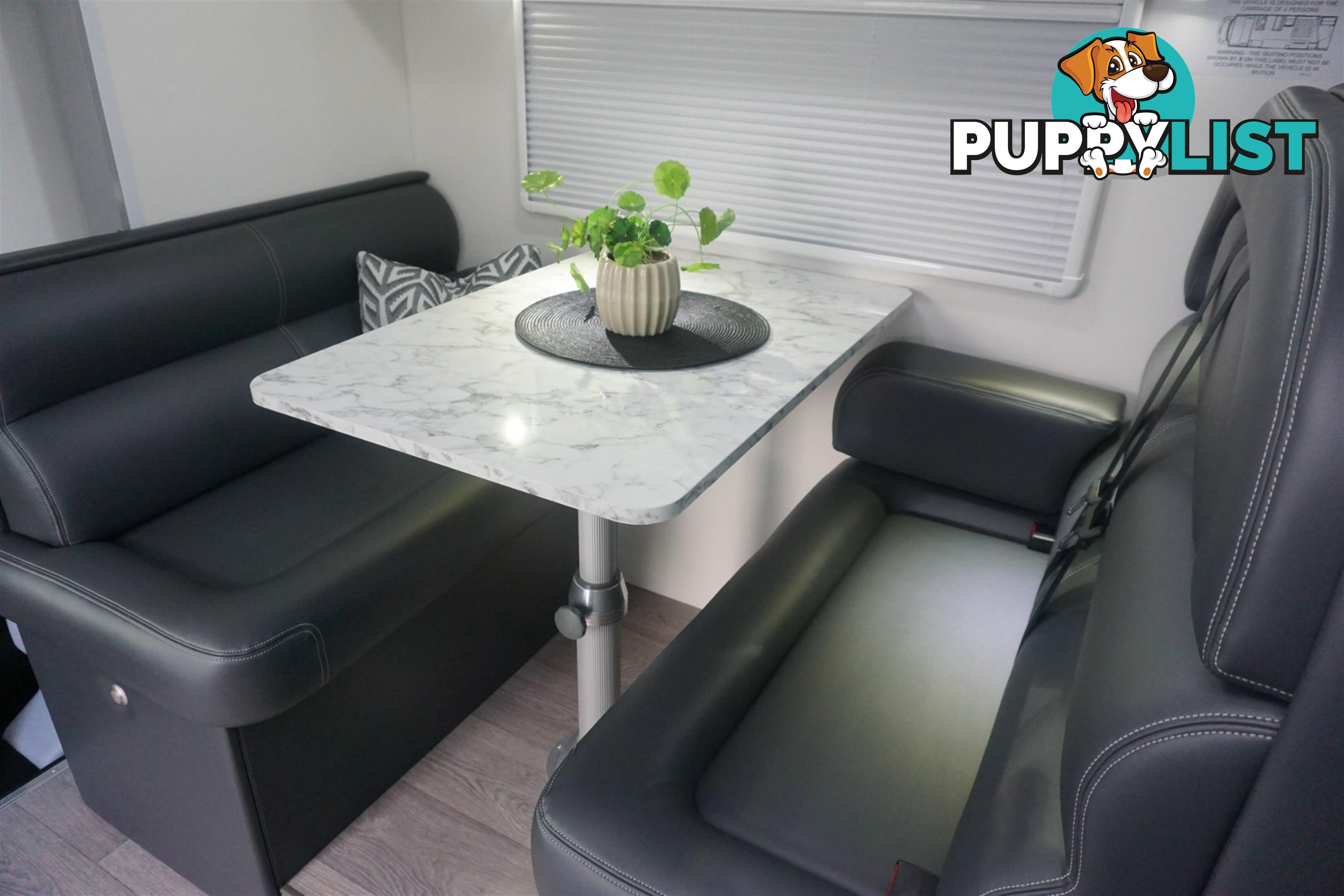 2025 AVIDA ESPERANCE MOTORHOME C7834SL