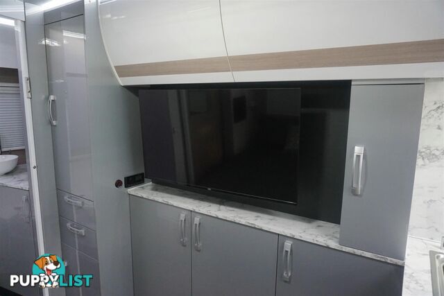 2025 AVIDA ESPERANCE MOTORHOME C7834SL
