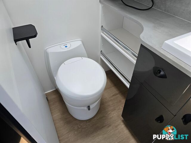 2025 NEWLANDS TOURISTER MK2 CARAVAN 610 LUXE PACK