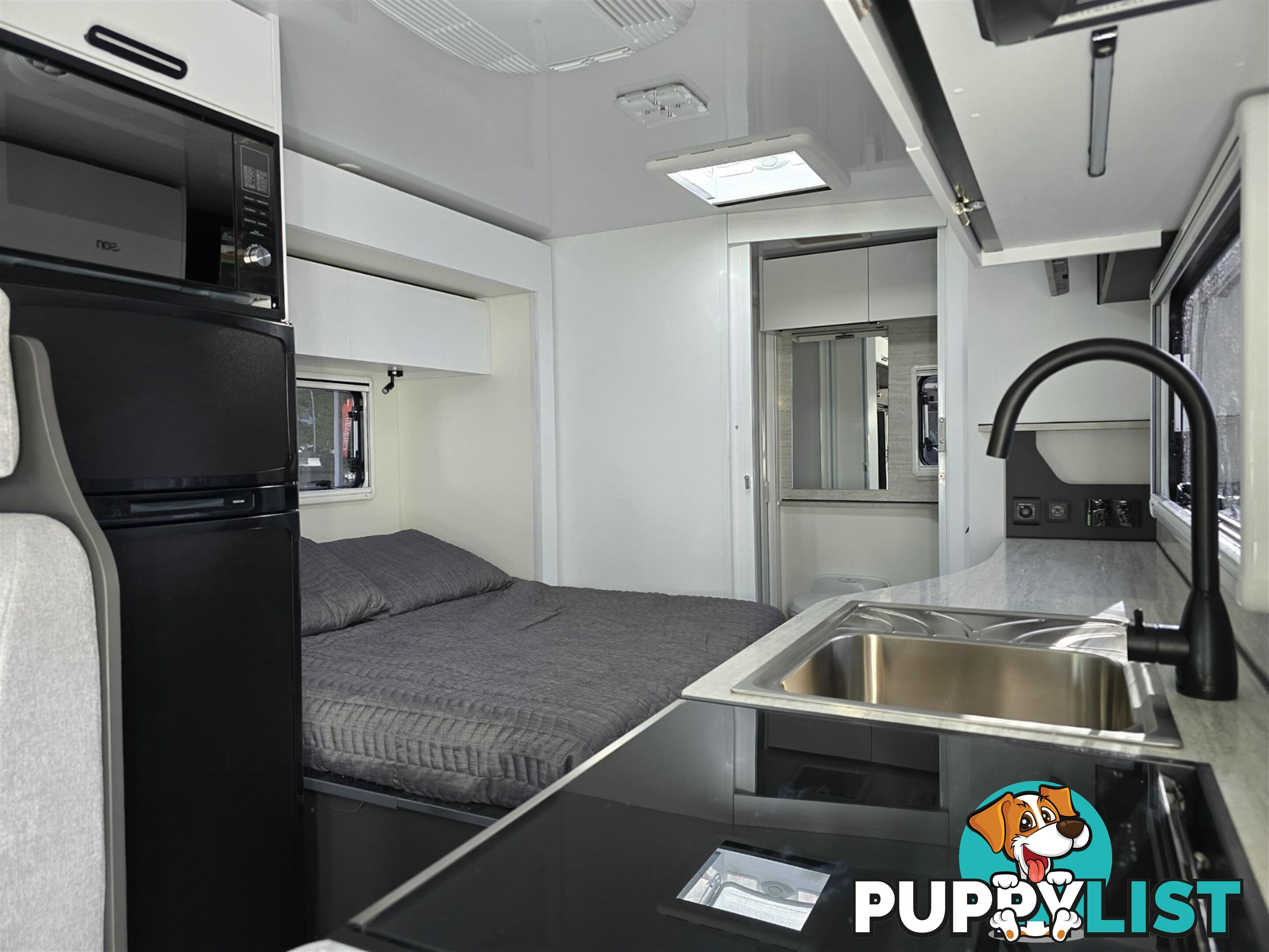2025 AVIDA SILVERTON MOTORHOME C6914SL