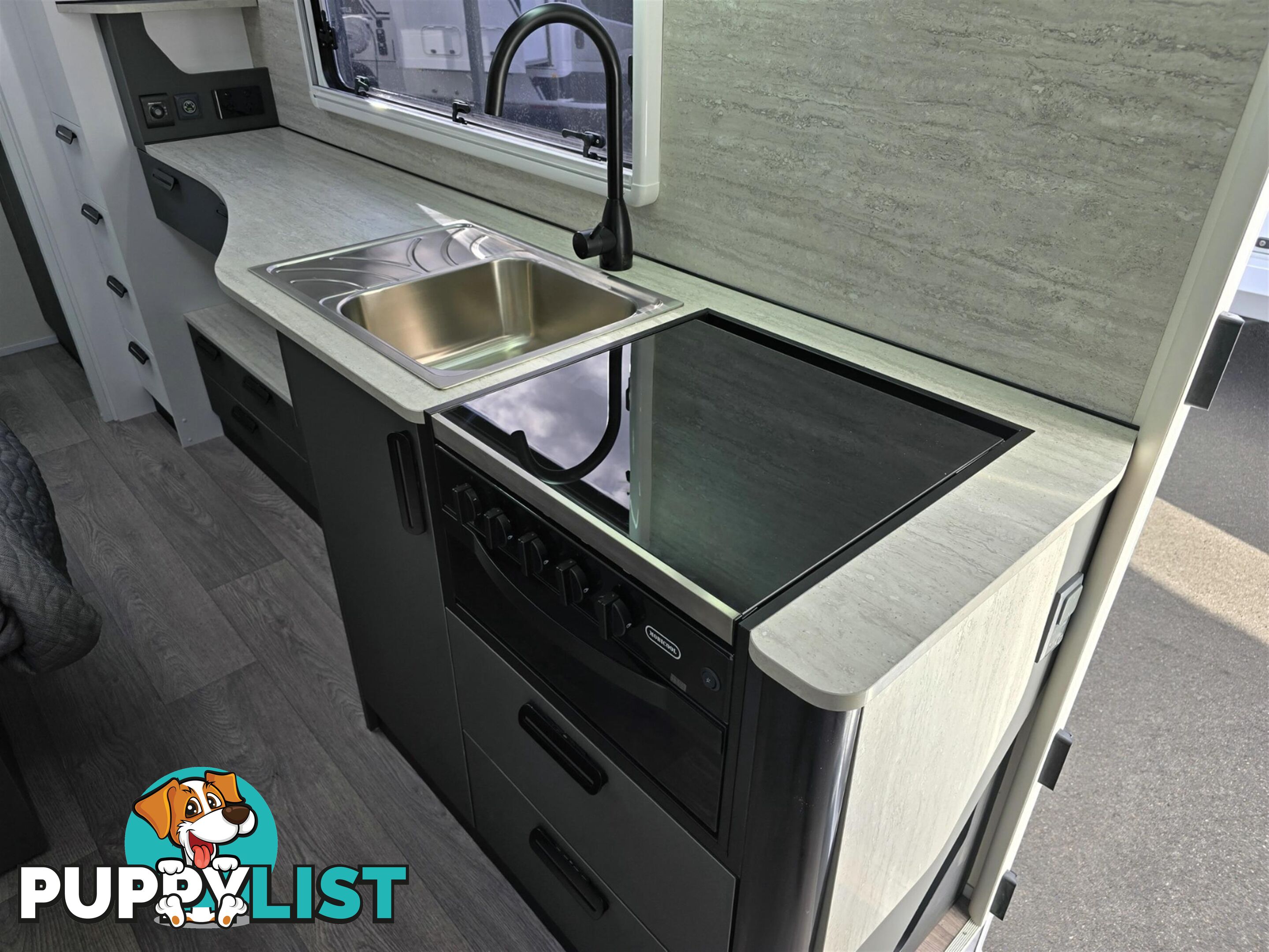 2025 AVIDA SILVERTON MOTORHOME C6914SL