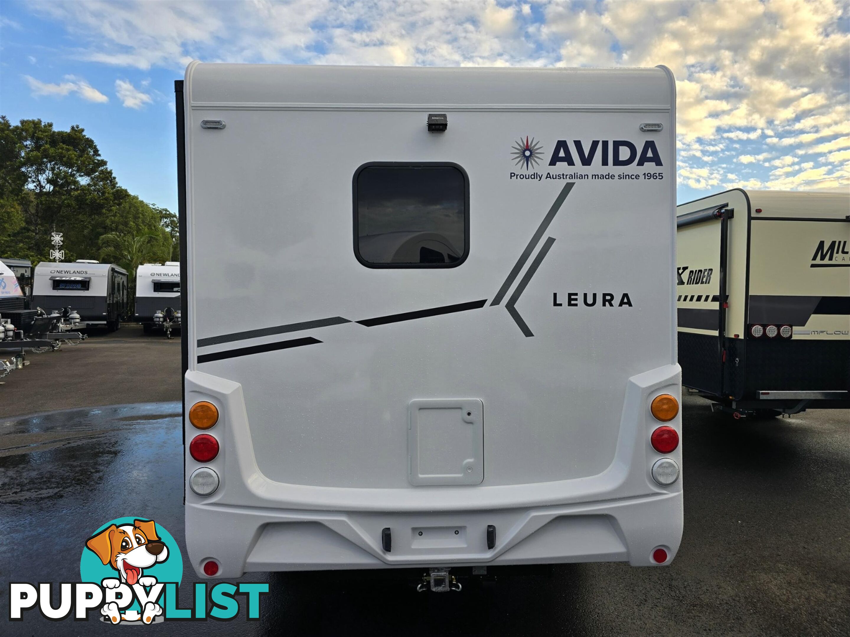 2025 AVIDA LEURA MOTORHOME B6832