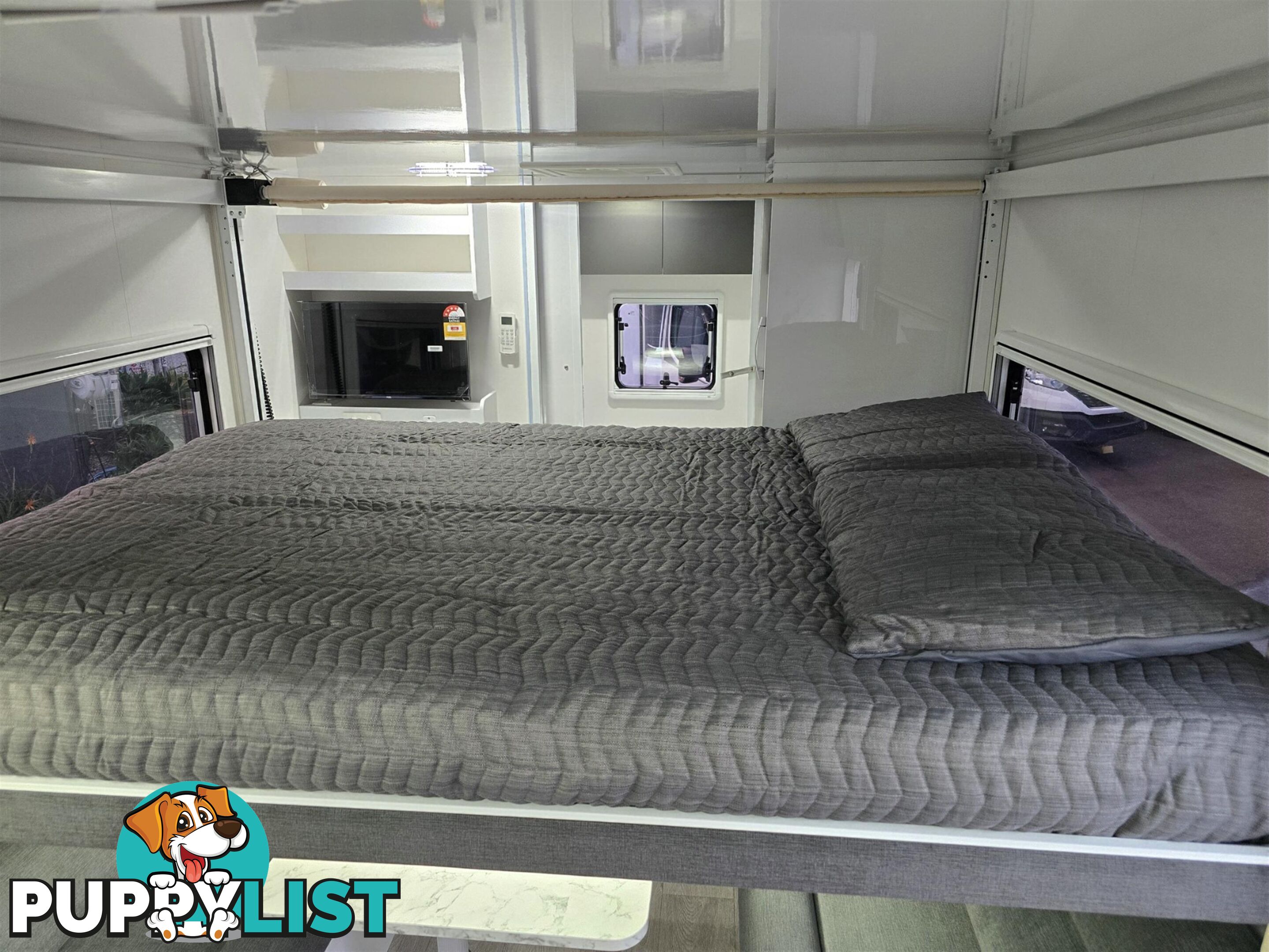2025 AVIDA LEURA MOTORHOME B6832