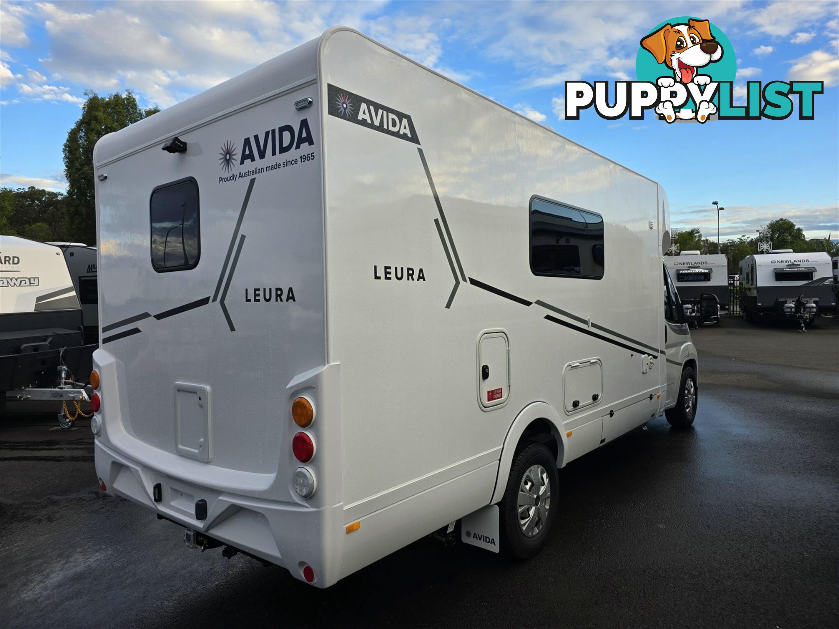 2025 AVIDA LEURA MOTORHOME B6832