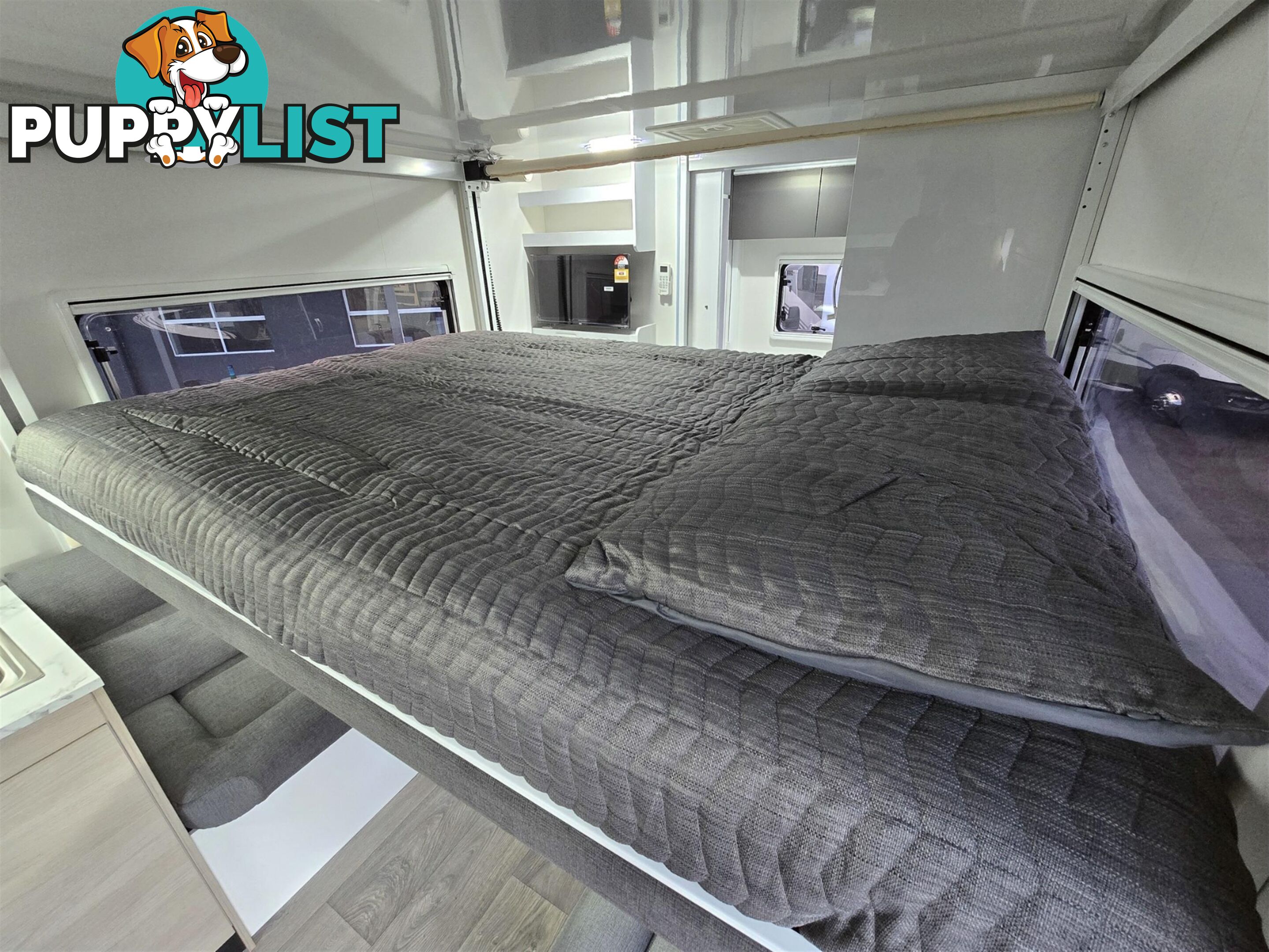 2025 AVIDA LEURA MOTORHOME B6832