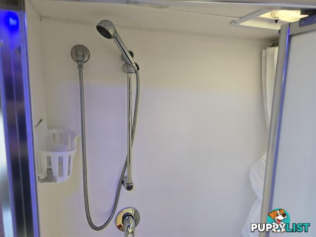 2010 MILLARD LONGREACH CARAVAN 19'6 RD CAFE