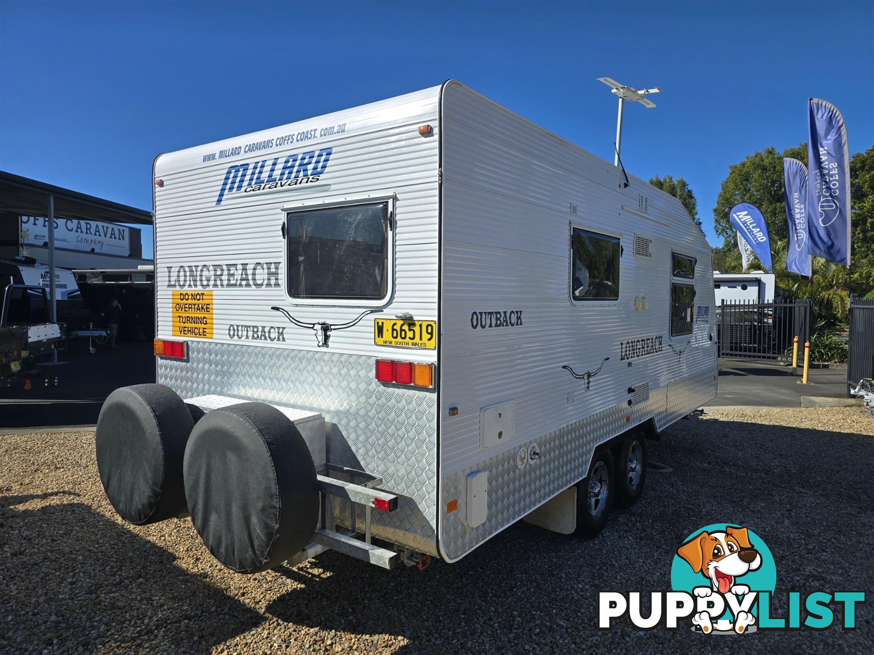 2010 MILLARD LONGREACH CARAVAN 19'6 RD CAFE