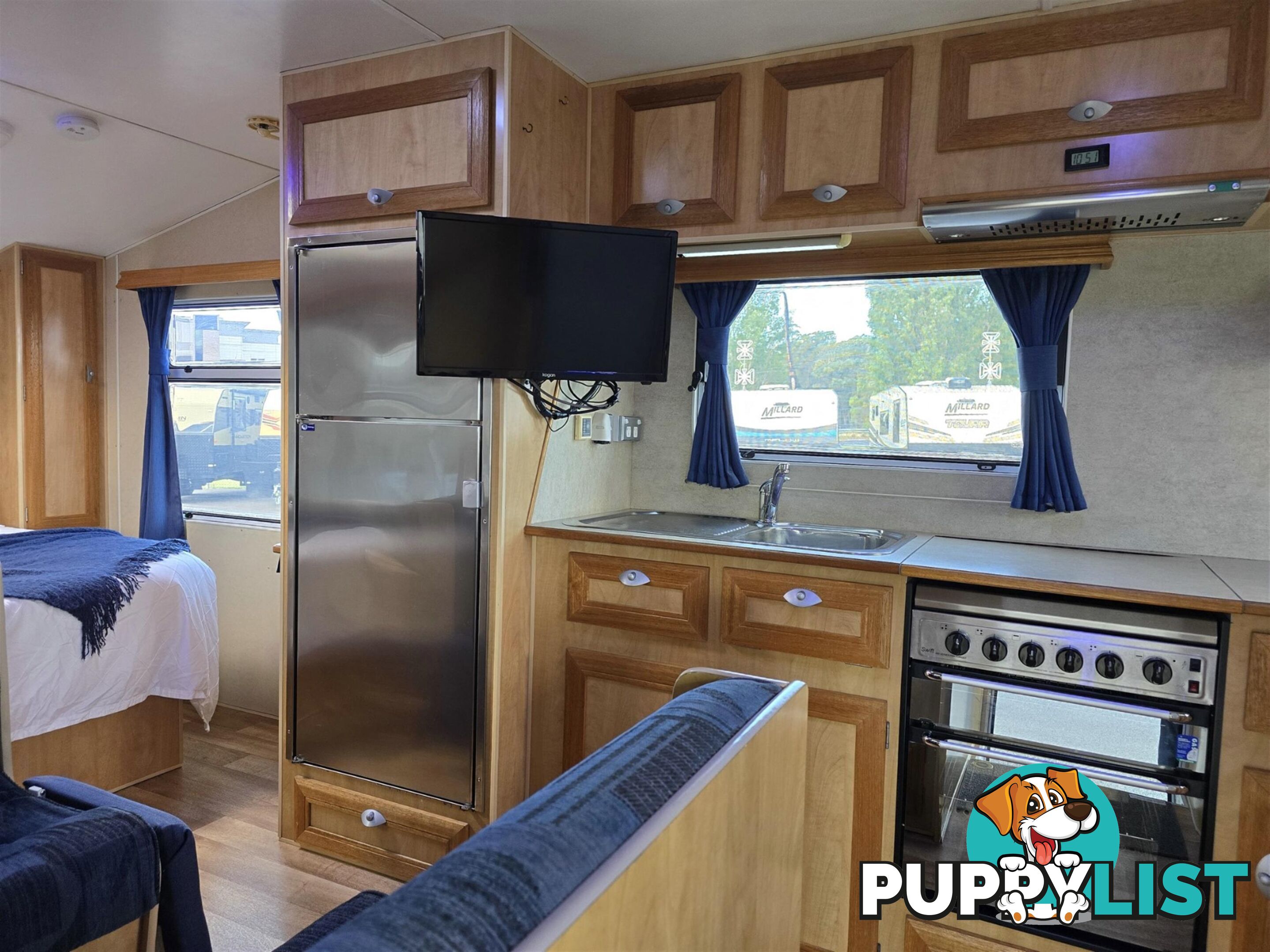 2010 MILLARD LONGREACH CARAVAN 19'6 RD CAFE