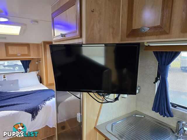 2010 MILLARD LONGREACH CARAVAN 19'6 RD CAFE