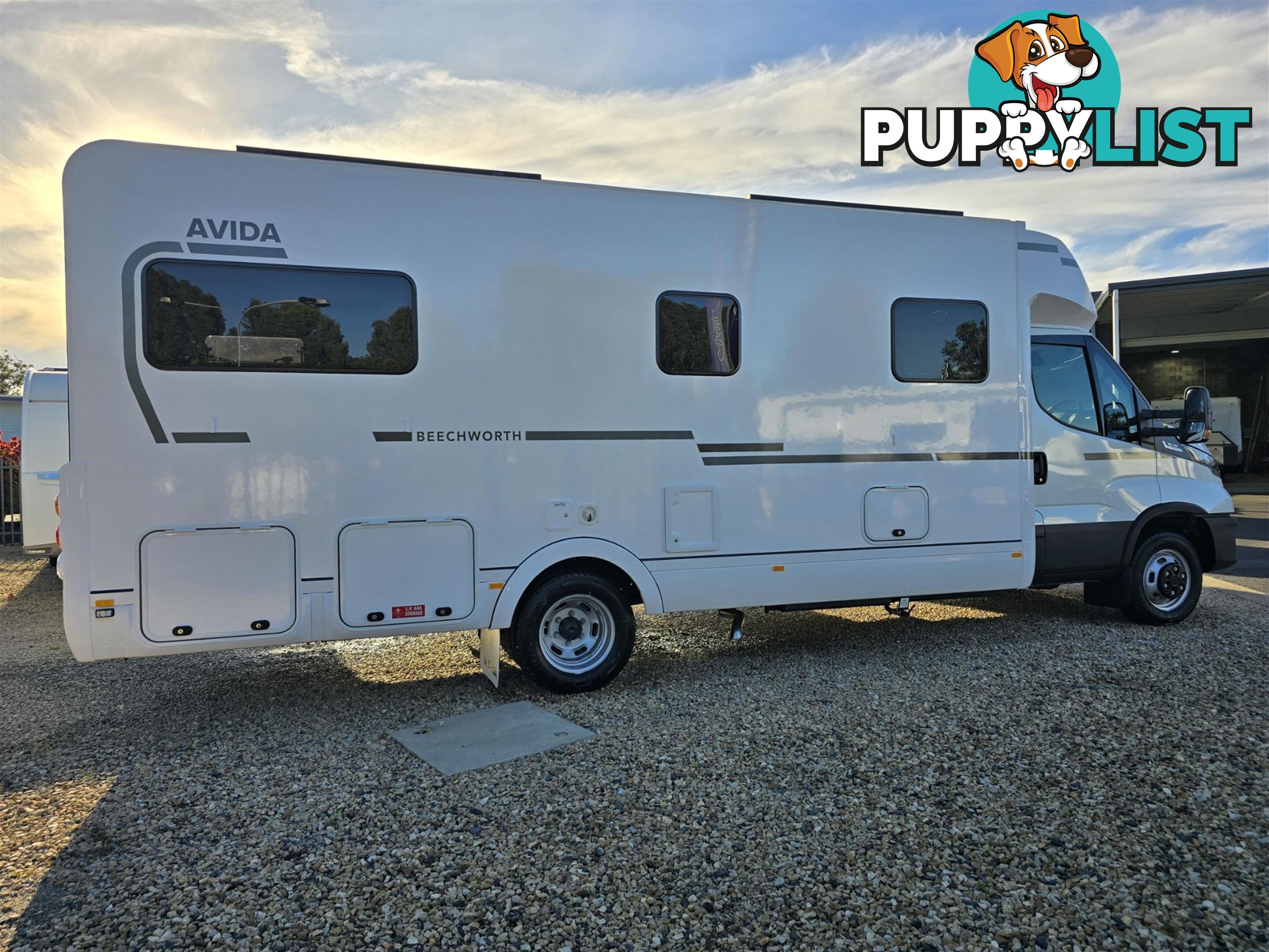 2025 AVIDA BEECHWORTH MOTORHOME B7872IB