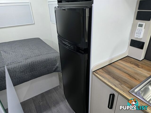 2025 AVIDA BEECHWORTH MOTORHOME B7872IB