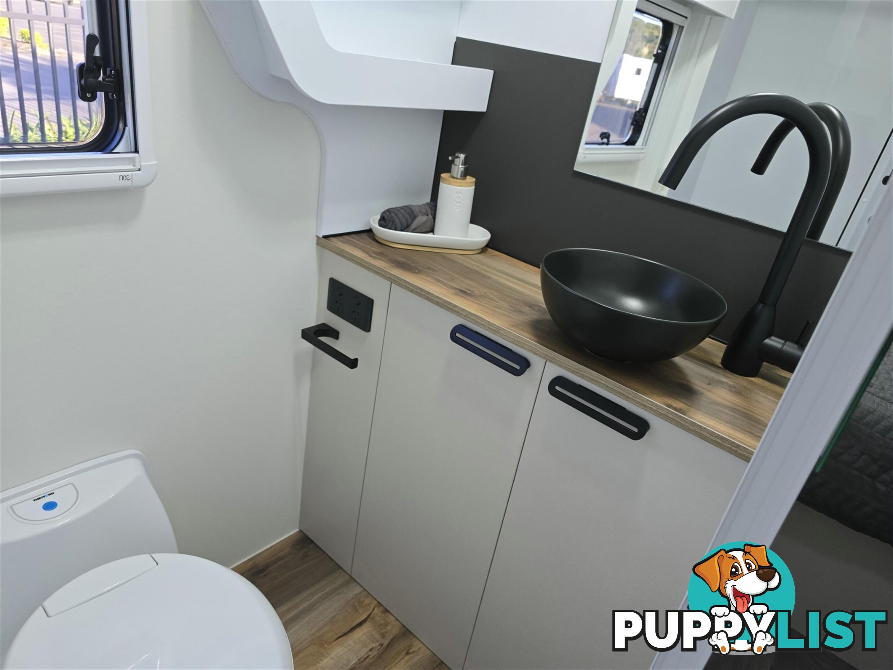 2025 AVIDA BEECHWORTH MOTORHOME B7872IB