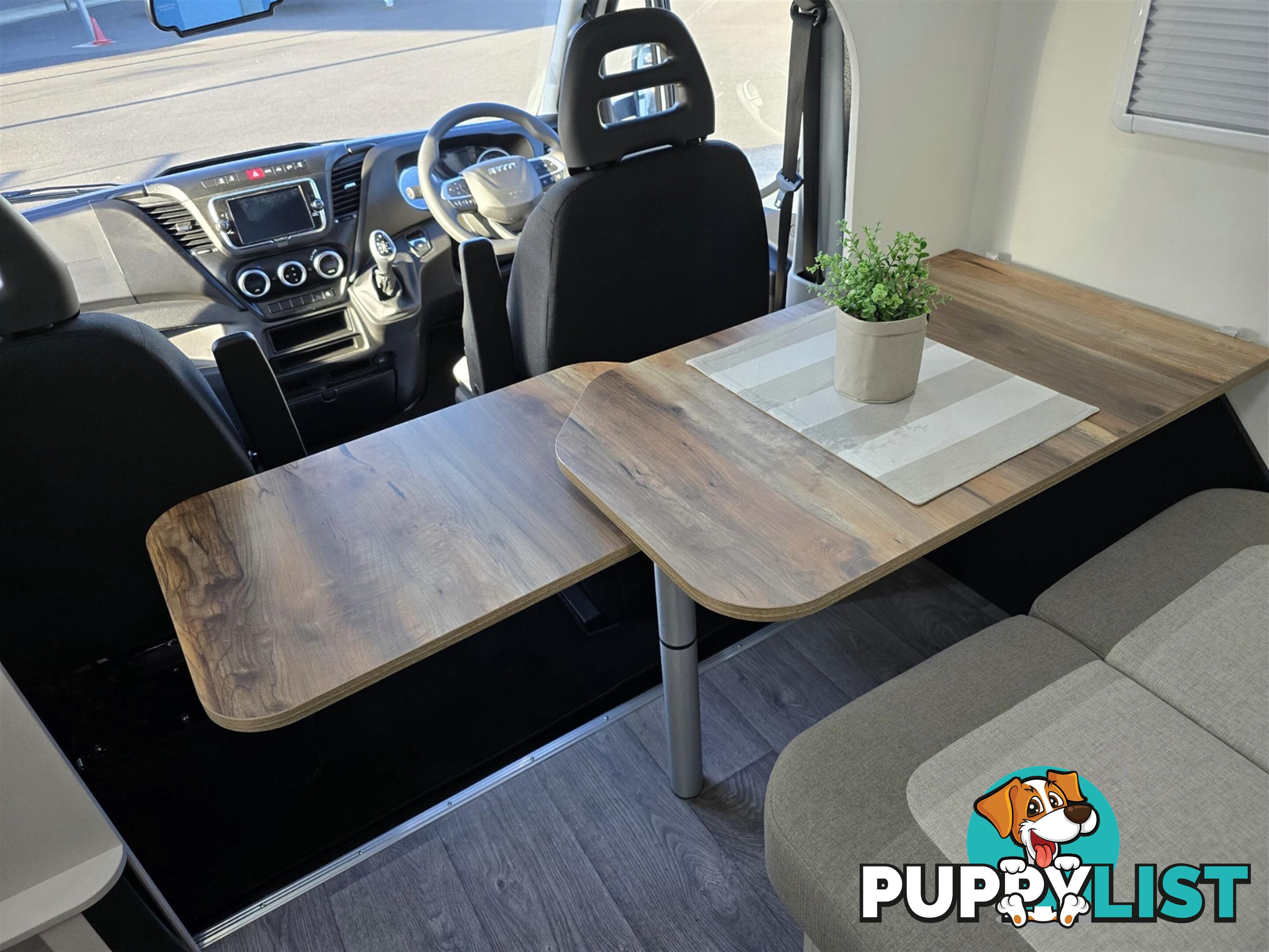2025 AVIDA BEECHWORTH MOTORHOME B7872IB