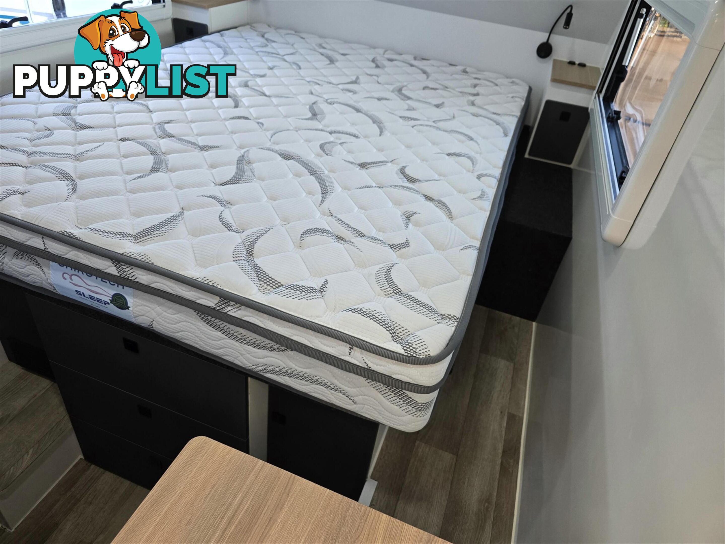 2024 LIFESTYLE CAMPERS ICONN POPTOP E4