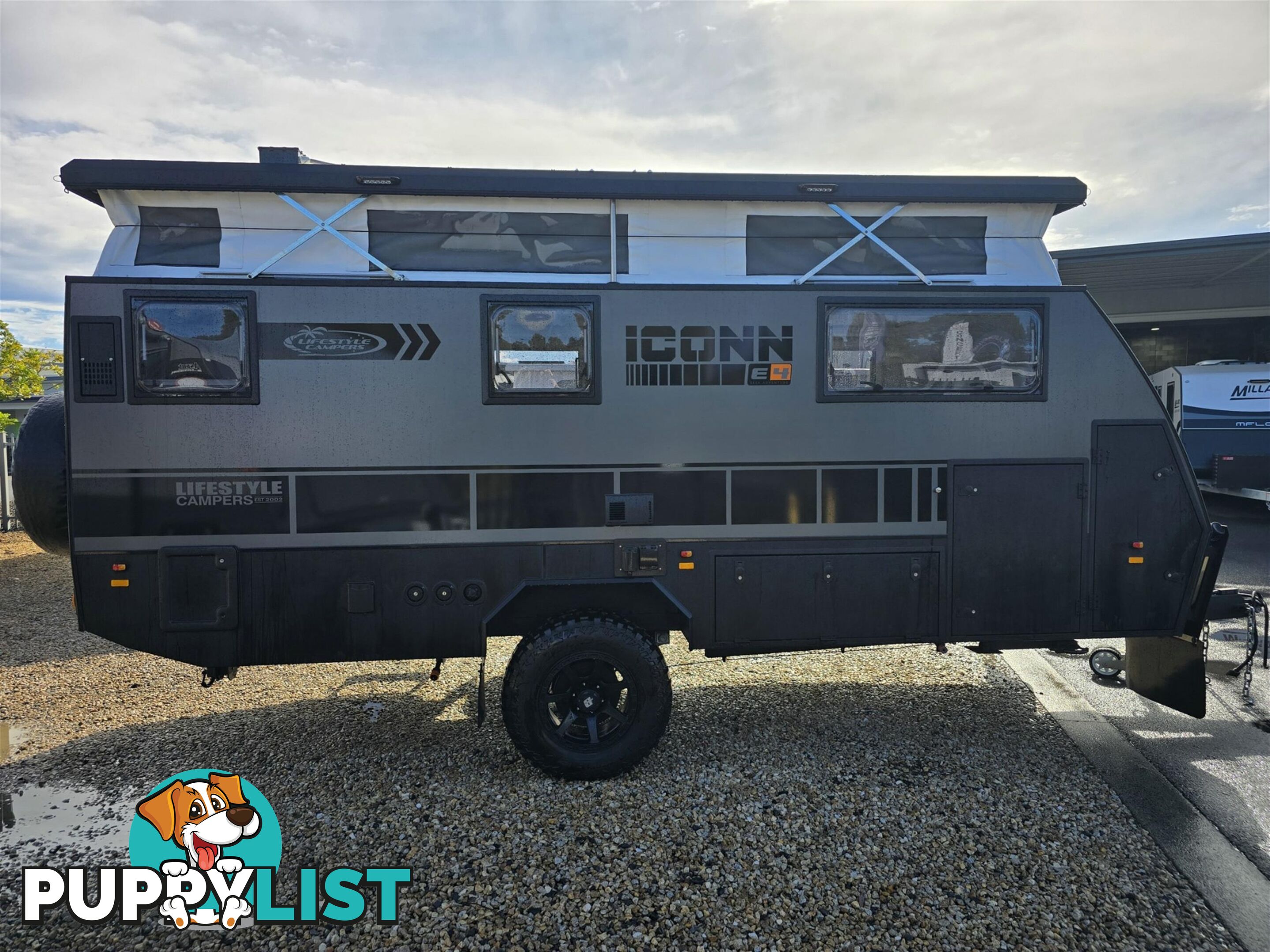2024 LIFESTYLE CAMPERS ICONN POPTOP E4