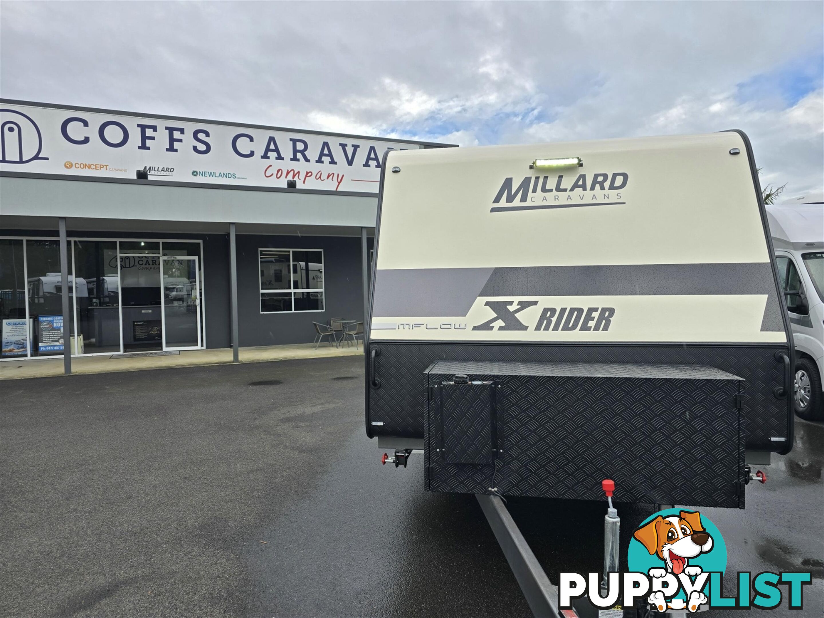 2025 MILLARD MFLOW XRIDER CARAVAN 22'10 TRIPLE BUNK