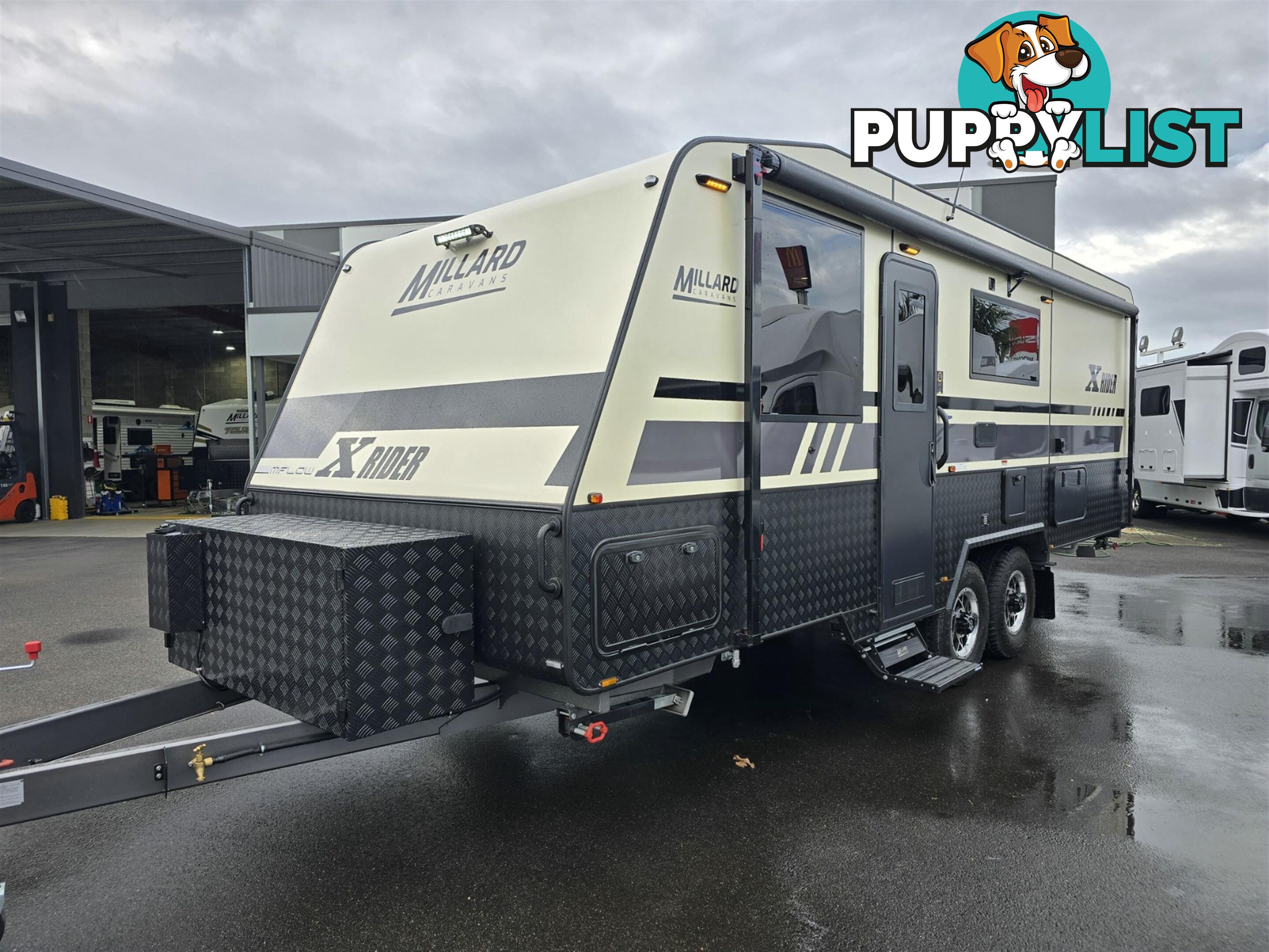 2025 MILLARD MFLOW XRIDER CARAVAN 22'10 TRIPLE BUNK