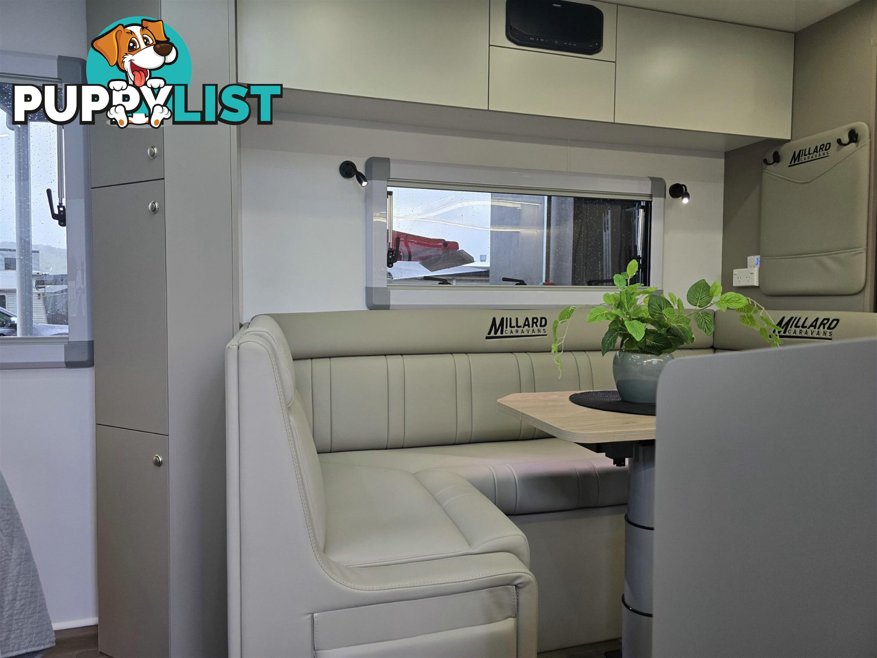 2025 MILLARD MFLOW XRIDER CARAVAN 22'10 TRIPLE BUNK