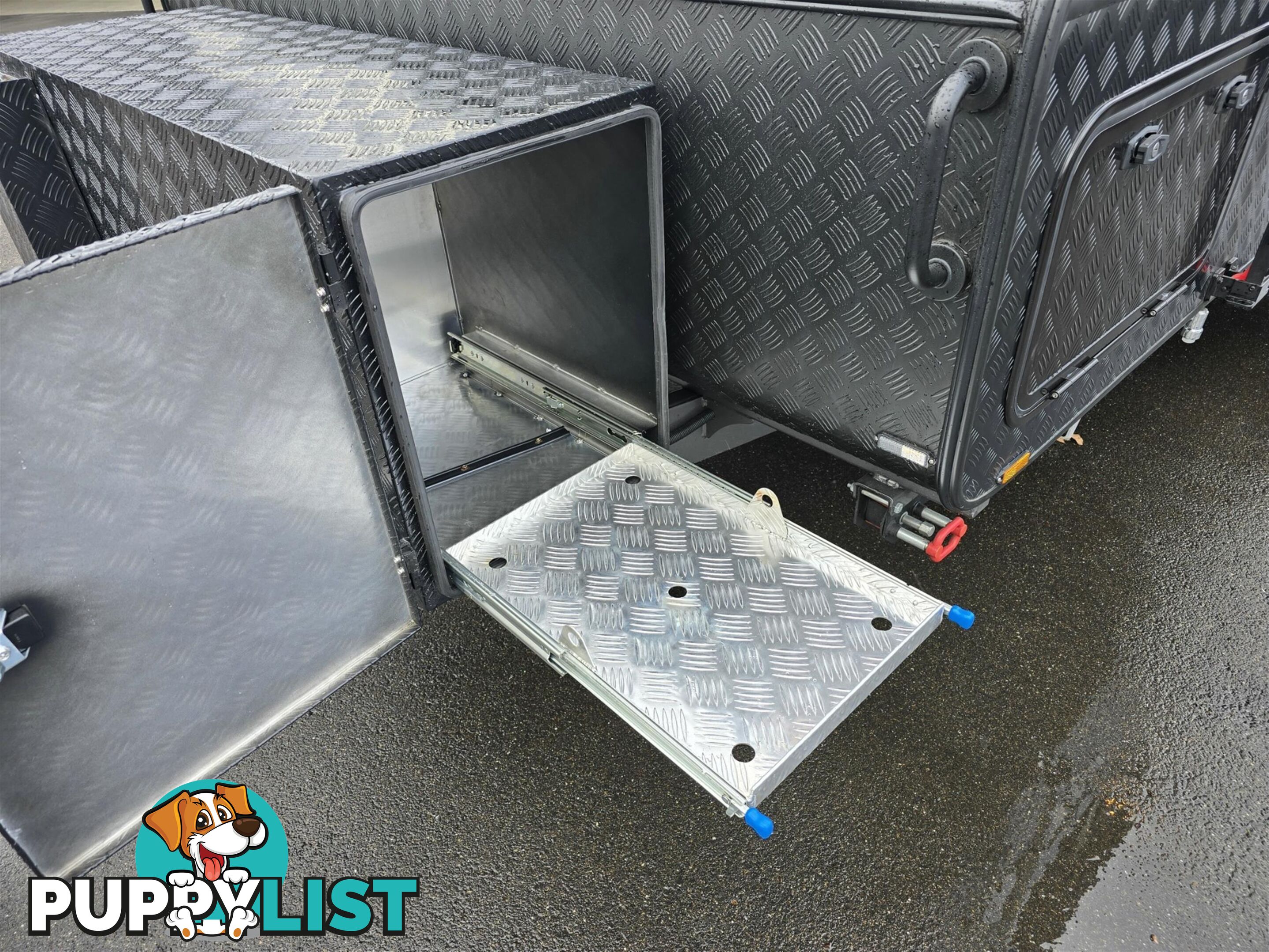 2025 MILLARD MFLOW XRIDER CARAVAN 22'10 TRIPLE BUNK
