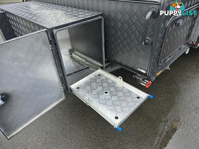 2025 MILLARD MFLOW XRIDER CARAVAN 22'10 TRIPLE BUNK