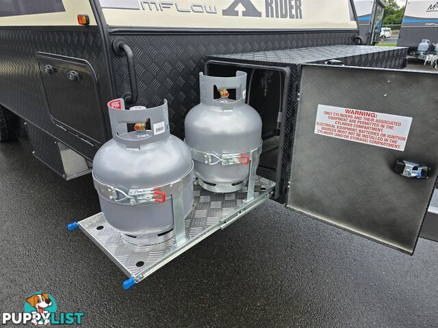 2025 MILLARD MFLOW XRIDER CARAVAN 22'10 TRIPLE BUNK