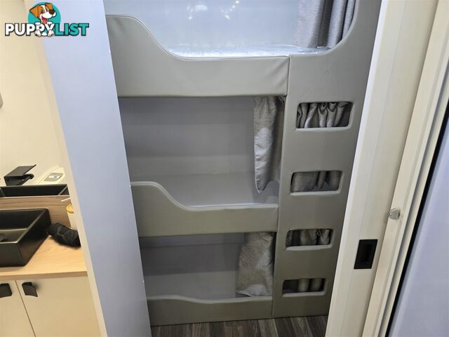 2025 MILLARD MFLOW XRIDER CARAVAN 22'10 TRIPLE BUNK