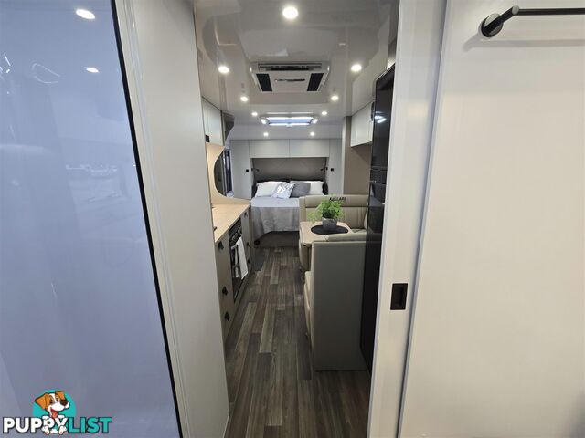 2025 MILLARD MFLOW XRIDER CARAVAN 22'10 TRIPLE BUNK