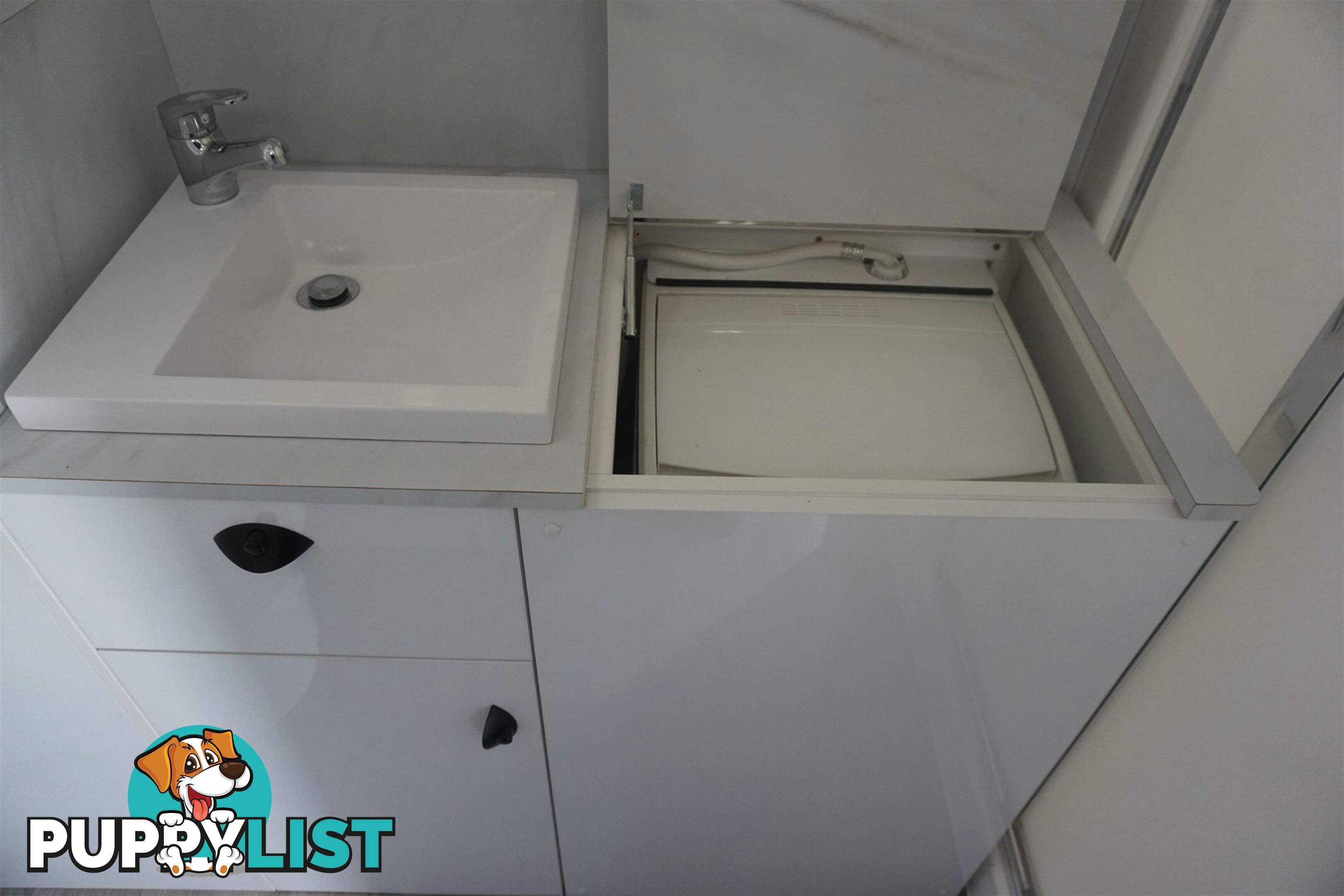 2023 NEWLANDS LUXE CARAVAN 628-LSW