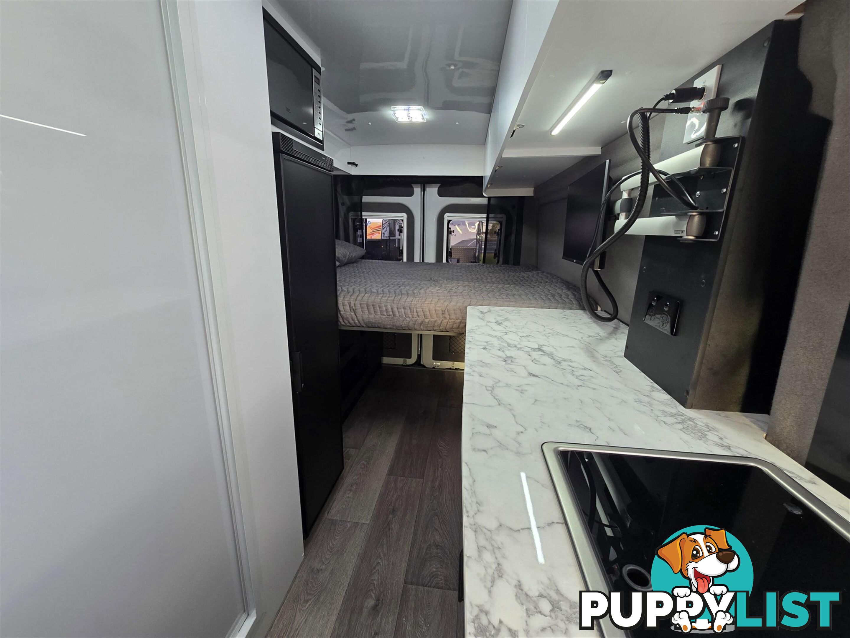 2025 AVIDA TREK CAMPERVAN V6452
