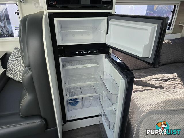 2024 AVIDA ESPERANCE MOTORHOME C7844SL