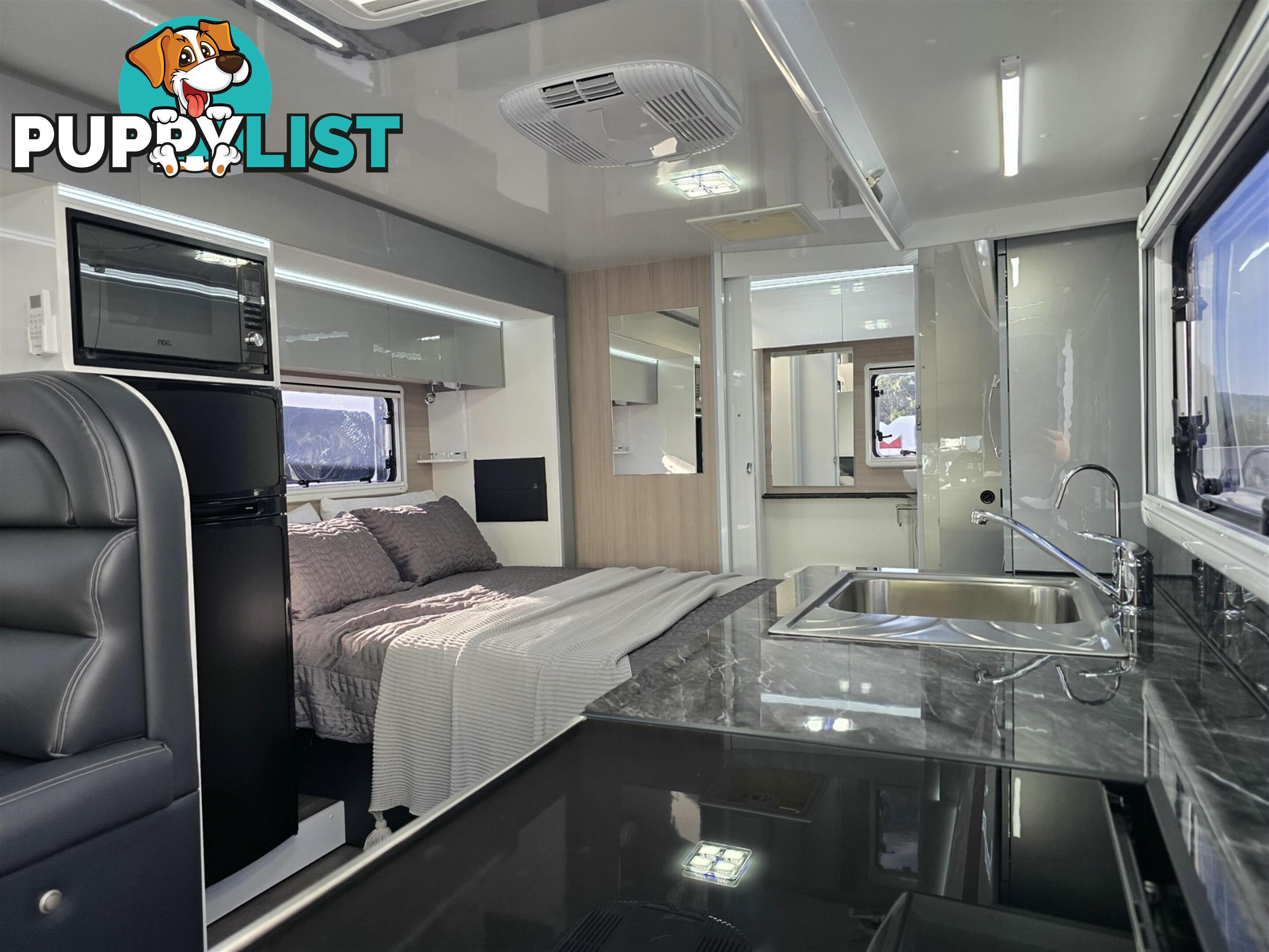 2024 AVIDA ESPERANCE MOTORHOME C7844SL