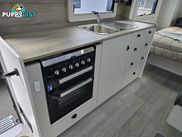 2024 NEWLANDS LUXE CARAVAN 628