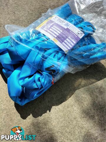 2 x ROUND LIFTING SLINGS Brand New 6m x 8000 Kgs. capacity.