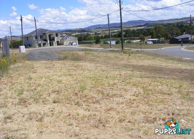 17 Melliodora Drive GOULBURN NSW 2580