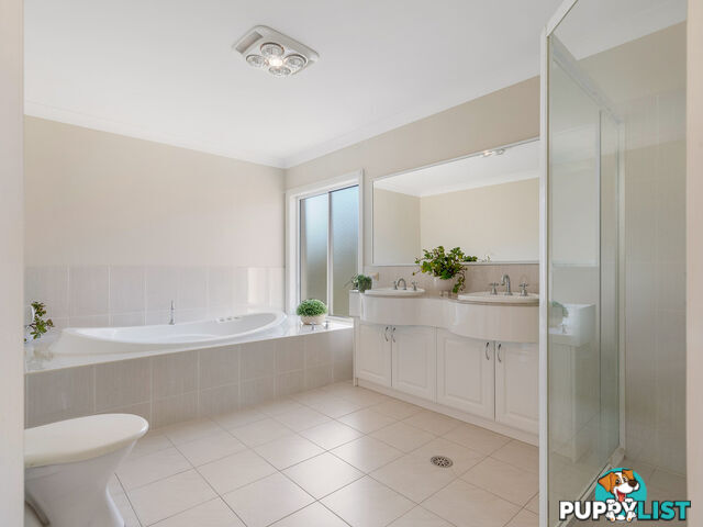 42 Waterford Way GLENMORE PARK NSW 2745