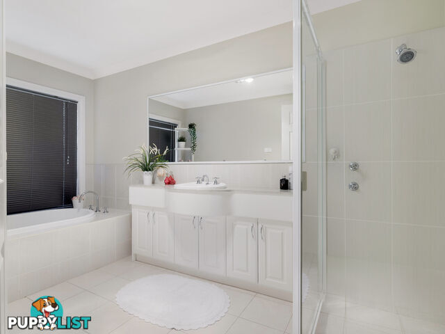 42 Waterford Way GLENMORE PARK NSW 2745