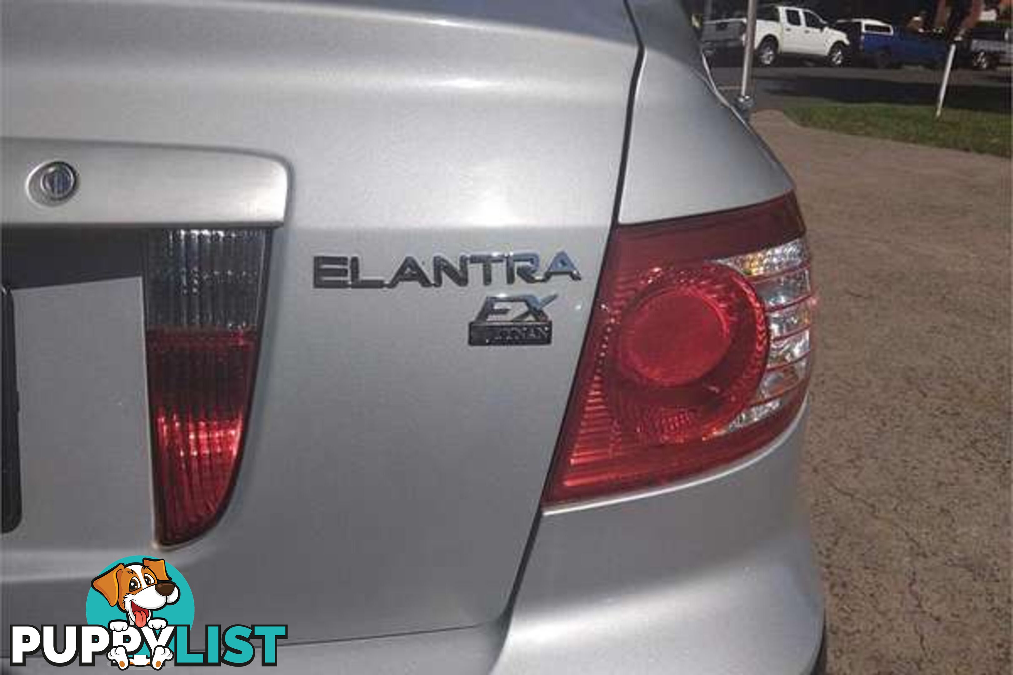 2005 HYUNDAI ELANTRA ELITE XD HATCHBACK