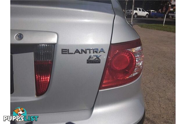 2005 HYUNDAI ELANTRA ELITE XD HATCHBACK