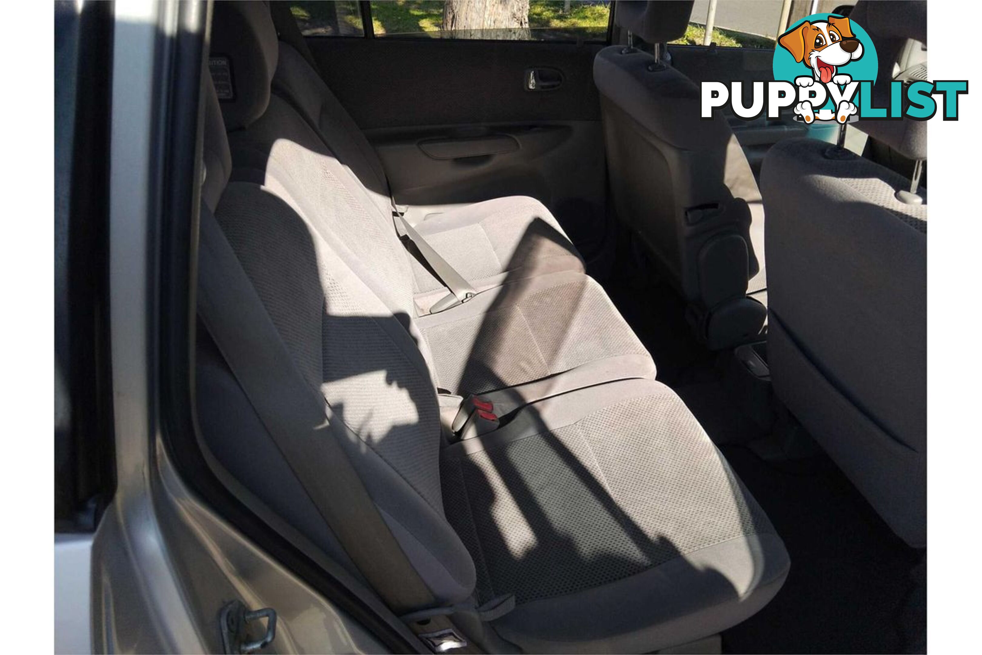 2003 MAZDA PREMACY  CP SERIES 2 HATCHBACK