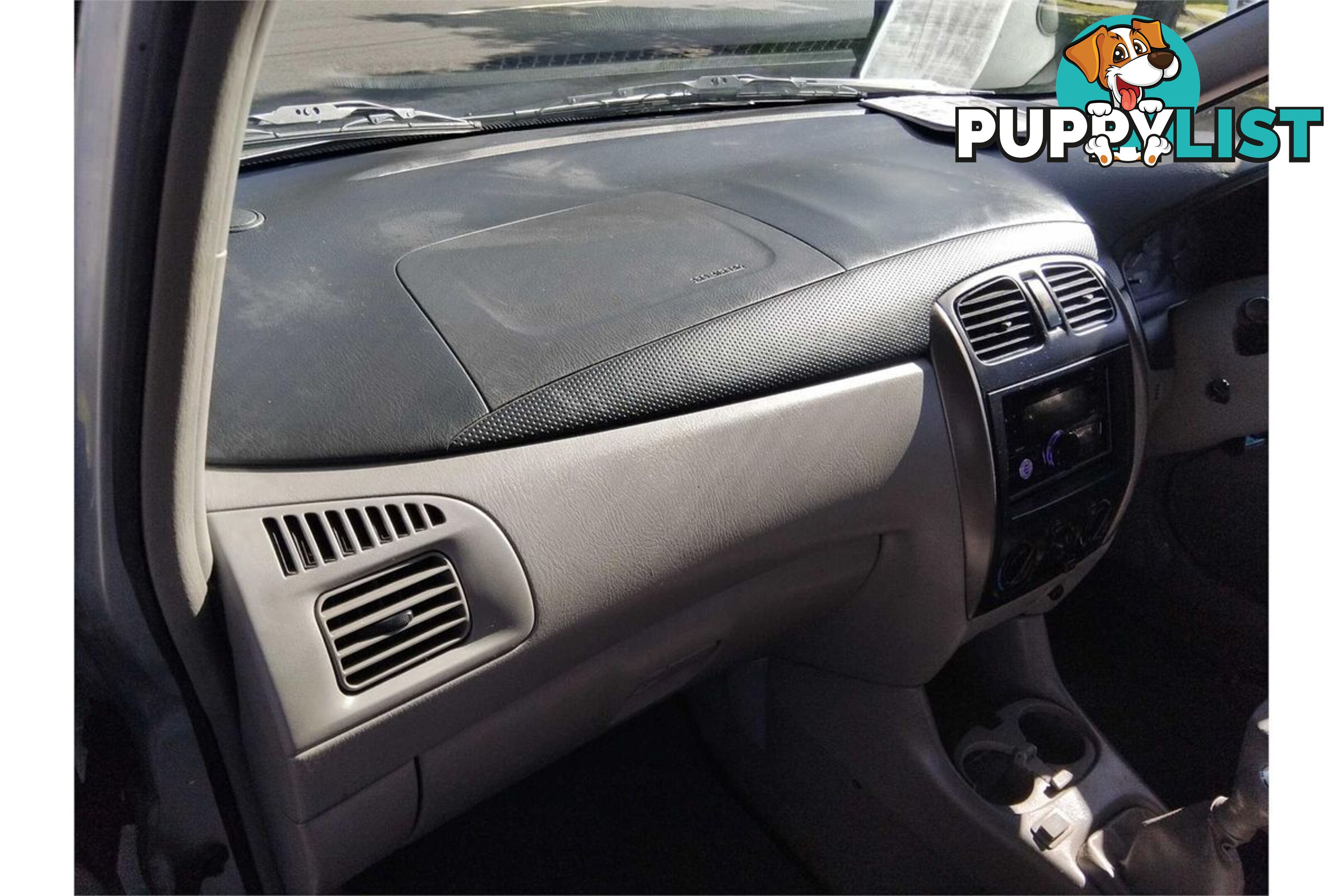 2003 MAZDA PREMACY  CP SERIES 2 HATCHBACK